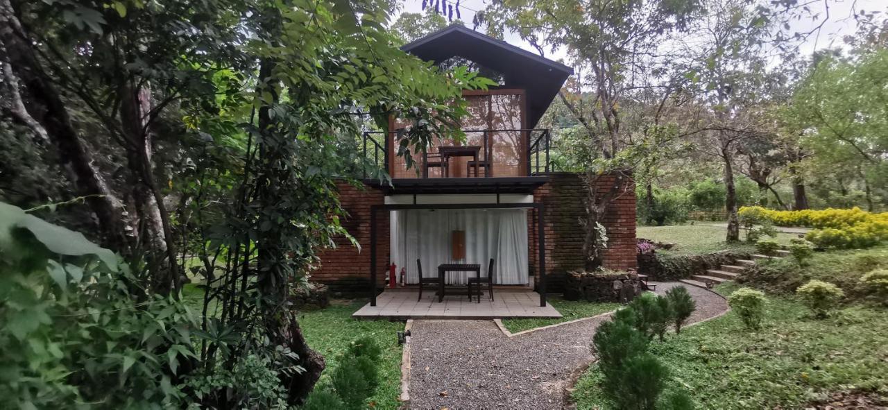 Sennya Resorts Belihuloya Esterno foto